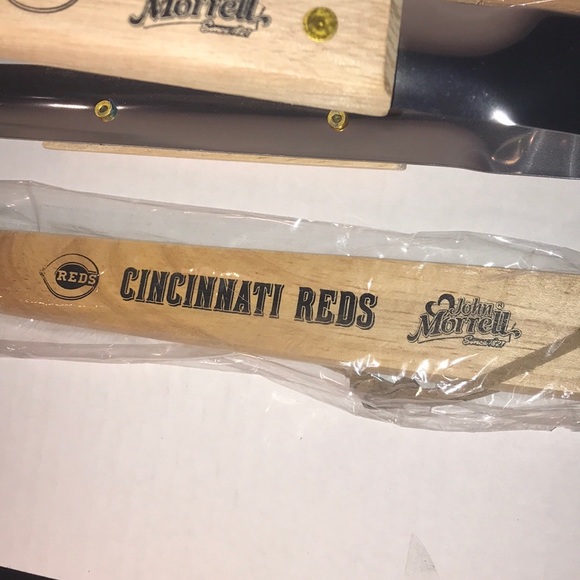 NWOT Cincinnati Reds Grilling Set John Morrell - Picture 2 of 5